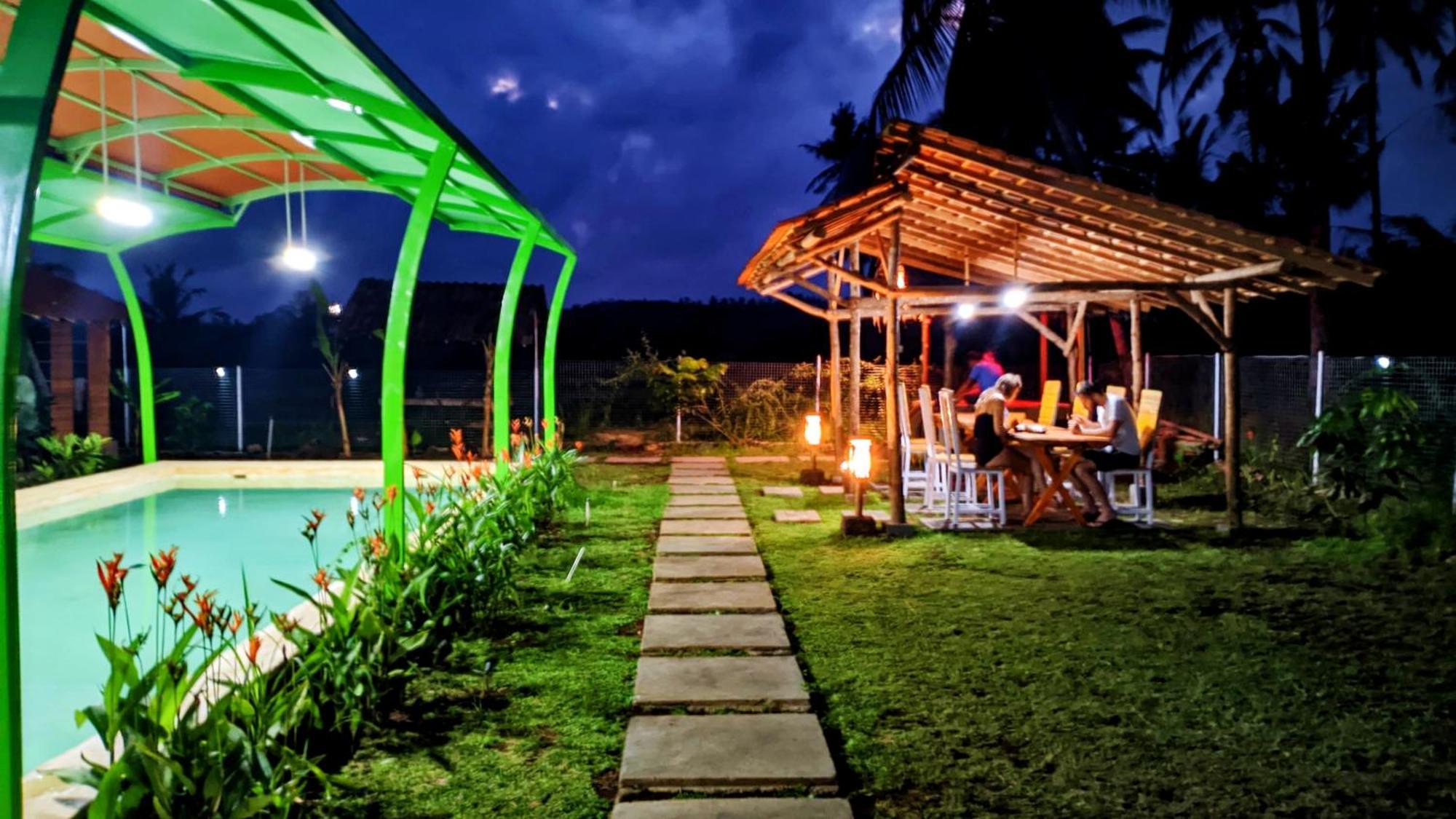 Wooden Kemiren Homestay Banyuwangi Banyuwangi  Exterior foto