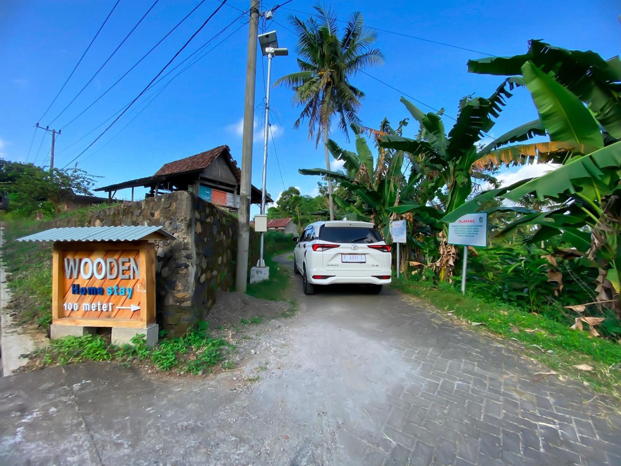 Wooden Kemiren Homestay Banyuwangi Banyuwangi  Exterior foto